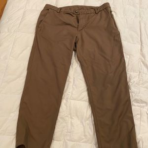 Lululemon ABC pants 34x27